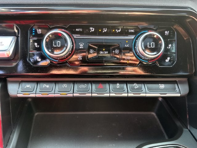2023 GMC Sierra AT4