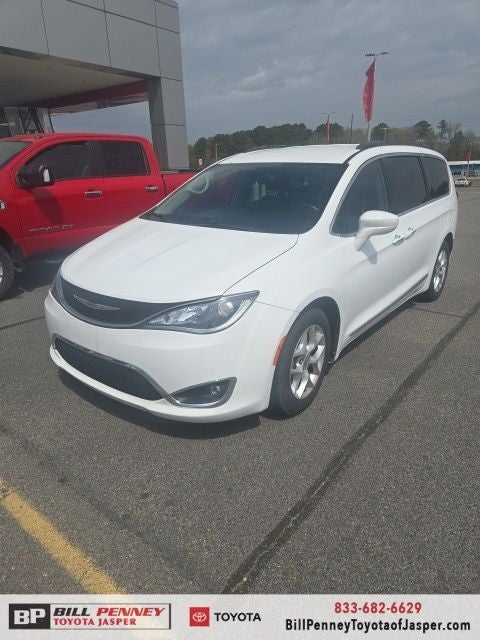2017 Chrysler Pacifica Touring L