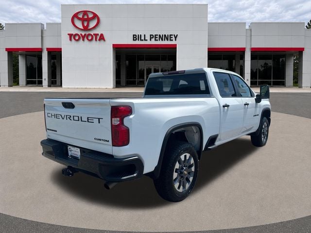 2024 Chevrolet Silverado HD Custom