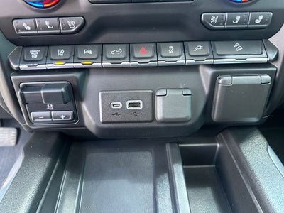 2022 Chevrolet Silverado HD High Country