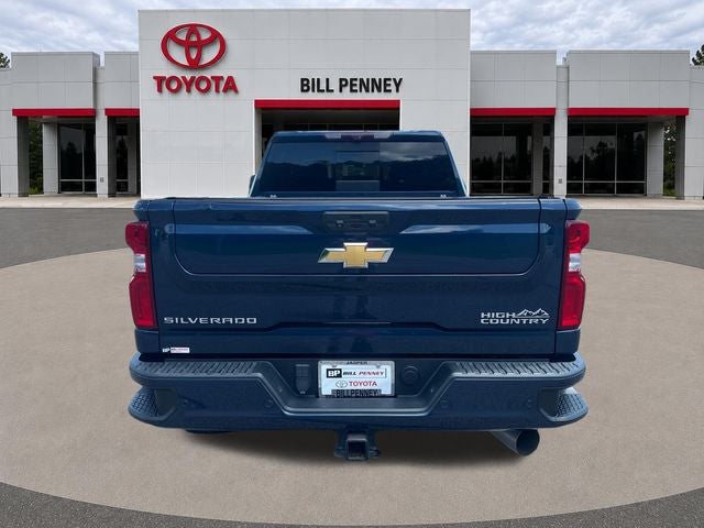 2022 Chevrolet Silverado HD High Country