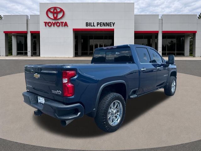 2022 Chevrolet Silverado HD High Country