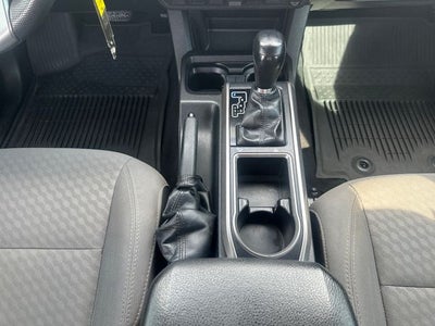 2022 Toyota Tacoma SR5