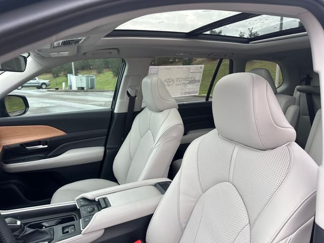 2026 Toyota Grand Highlander Hybrid Limited