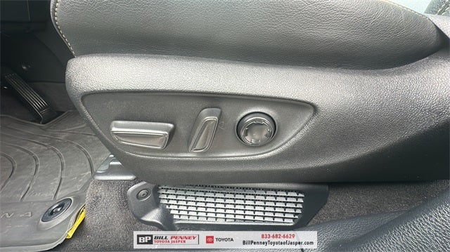 2025 Toyota Sienna Platinum 7 Passenger