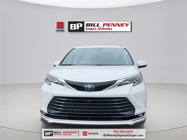 2025 Toyota Sienna Platinum 7 Passenger