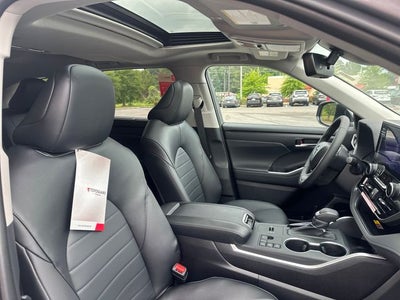 2026 Toyota Highlander Hybrid XLE