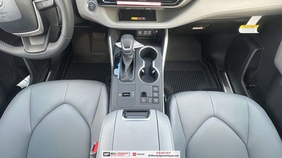 2026 Toyota Highlander Hybrid XLE