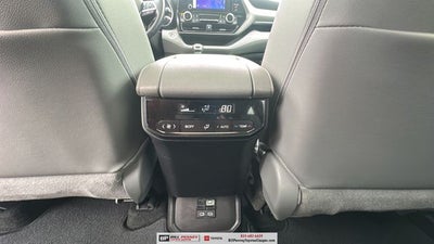 2025 Toyota Highlander Hybrid XLE