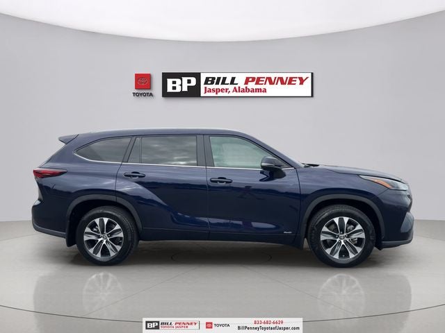 2025 Toyota Highlander Hybrid XLE
