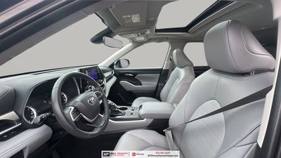 2025 Toyota Highlander XLE