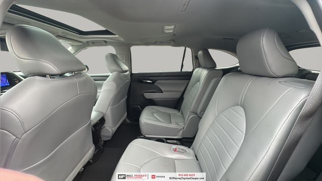 2025 Toyota Highlander XLE
