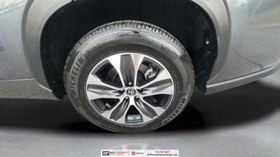 2025 Toyota Highlander XLE