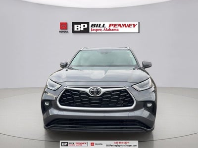 2025 Toyota Highlander XLE