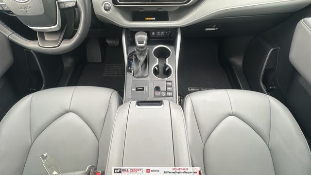 2025 Toyota Highlander XLE