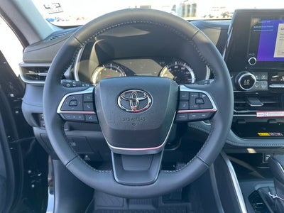 2026 Toyota Highlander XLE
