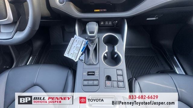 2026 Toyota Highlander XLE