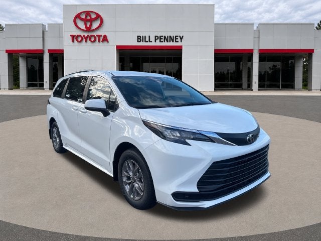 2026 Toyota Sienna LE