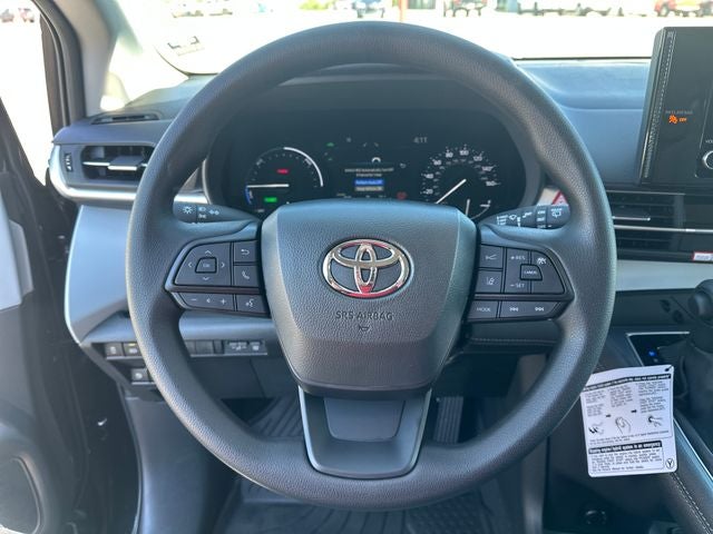 2026 Toyota Sienna LE 8 Passenger