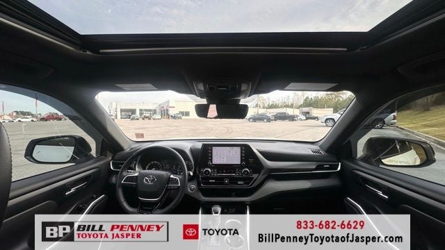 2022 Toyota Highlander XSE