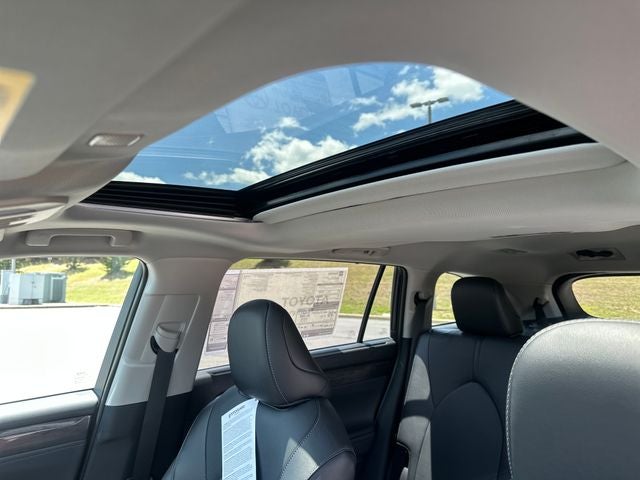 2026 Toyota Highlander Hybrid Limited