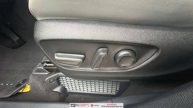 2025 Toyota Sienna XLE 7 Passenger