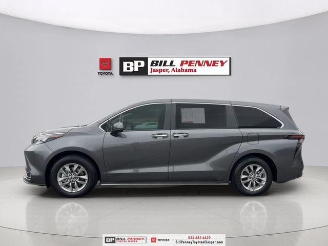 2025 Toyota Sienna XLE 7 Passenger