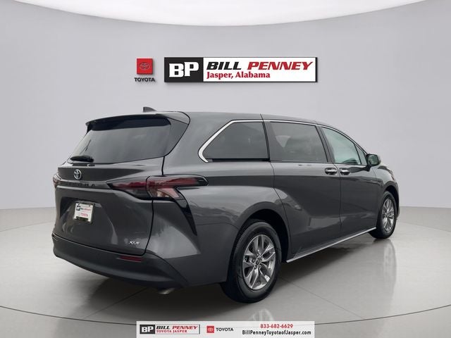 2025 Toyota Sienna XLE 7 Passenger