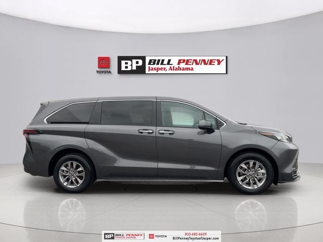 2025 Toyota Sienna XLE 7 Passenger