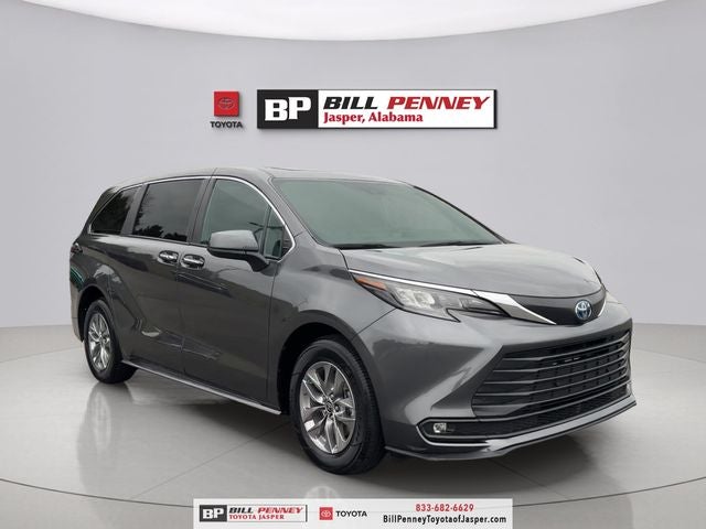 2025 Toyota Sienna XLE 7 Passenger