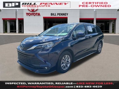2025 Toyota Sienna XLE 8 Passenger