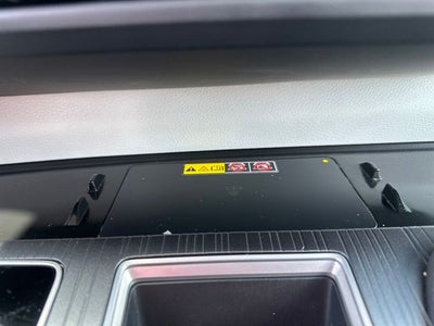 2025 Toyota Sienna XLE 8 Passenger