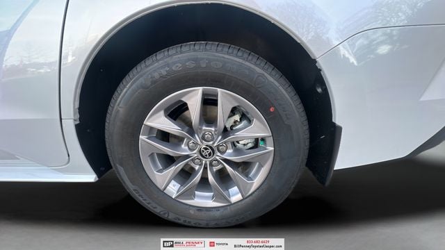 2026 Toyota Sienna XLE 8 Passenger