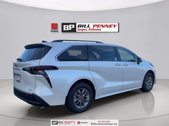 2026 Toyota Sienna XLE 8 Passenger