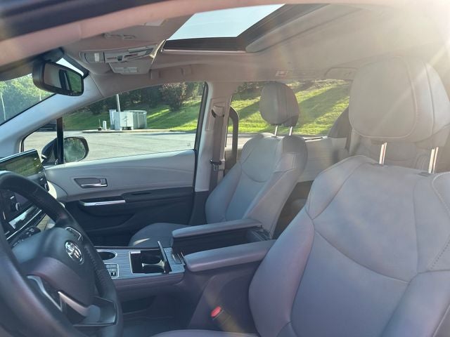 2023 Toyota Sienna XLE 8 Passenger