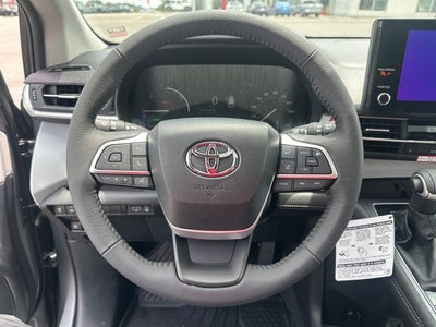 2026 Toyota Sienna XLE 8 Passenger