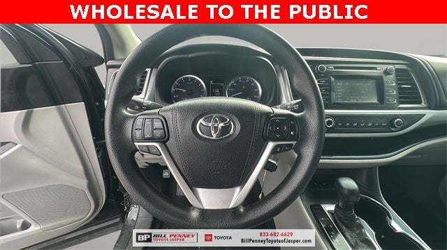 2017 Toyota Highlander LE