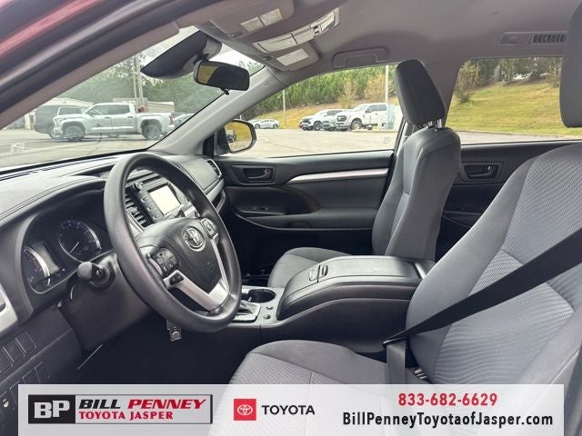 2019 Toyota Highlander LE