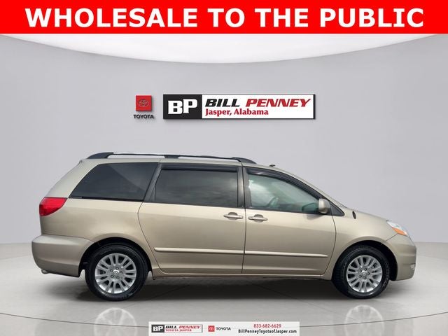 2008 Toyota Sienna XLE