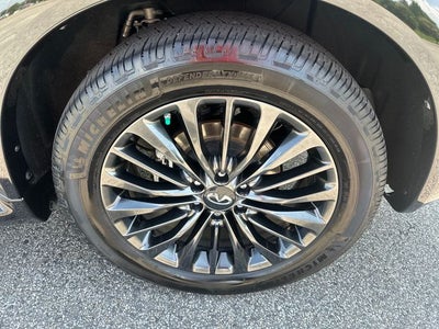 2022 INFINITI QX80 Sensory