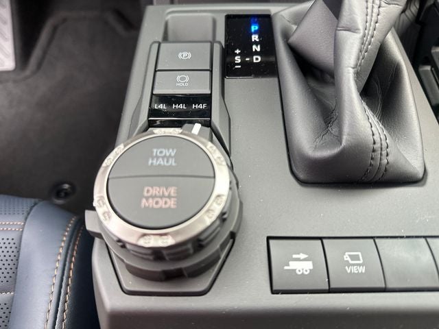 2026 Toyota 4Runner i-FORCE MAX Hybrid Platinum