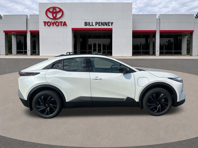 2026 Toyota C-HR SE