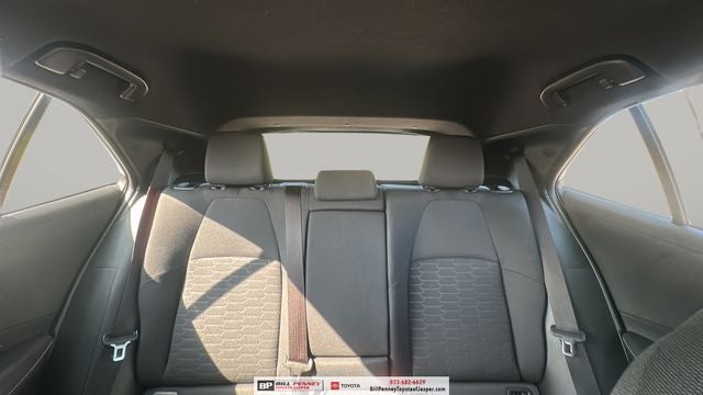 2025 Toyota Corolla Hatchback SE