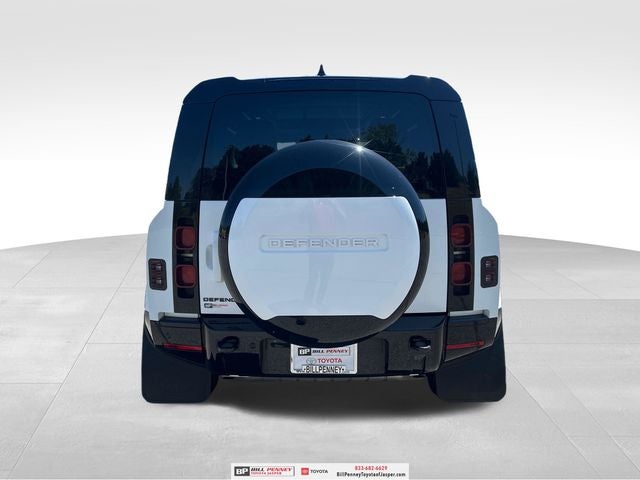 2024 Land Rover Defender 90 X-Dynamic SE