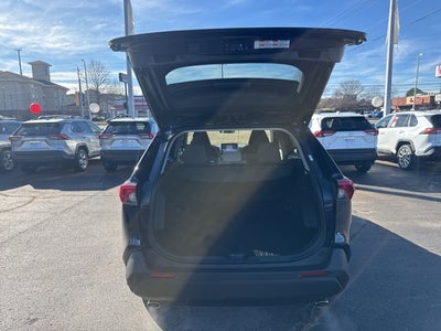 2025 Toyota RAV4 Hybrid XLE