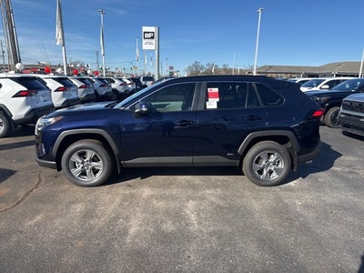 2025 Toyota RAV4 Hybrid XLE