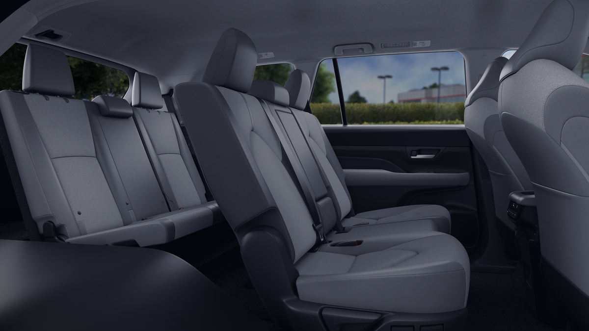 2026 Toyota Grand Highlander LE