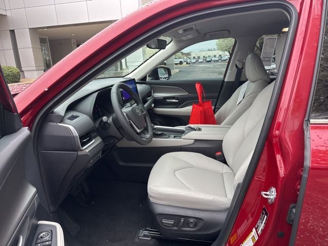 2026 Toyota Grand Highlander Hybrid XLE