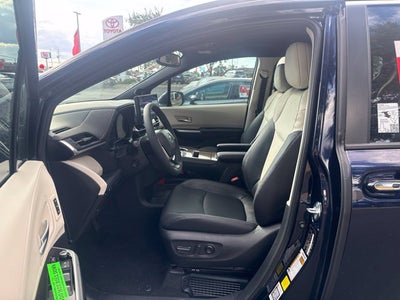 2026 Toyota Sienna Platinum 7 Passenger