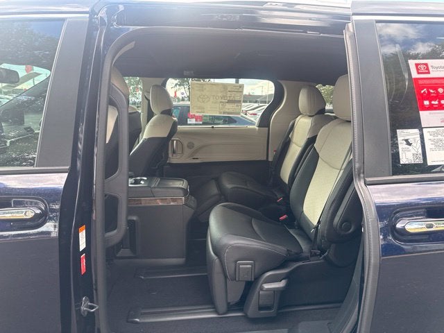2026 Toyota Sienna Platinum 7 Passenger